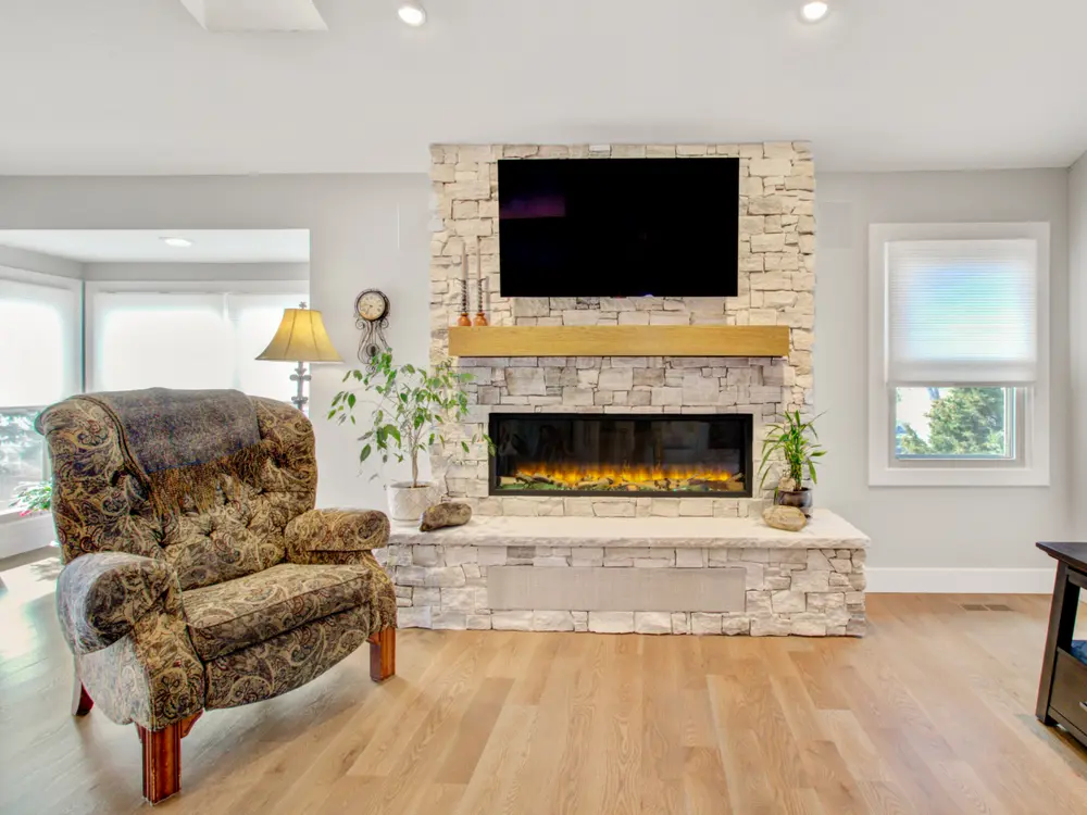 Custom fireplace by Stewart Remodeling in Colorado Springs, Colorado